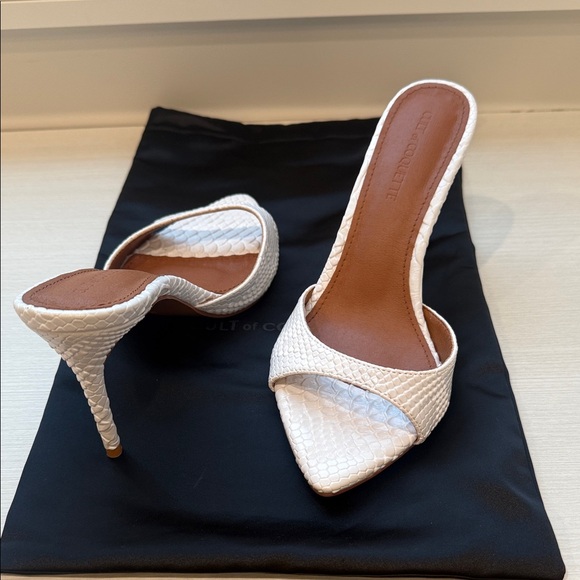 Chic White Textured Heels